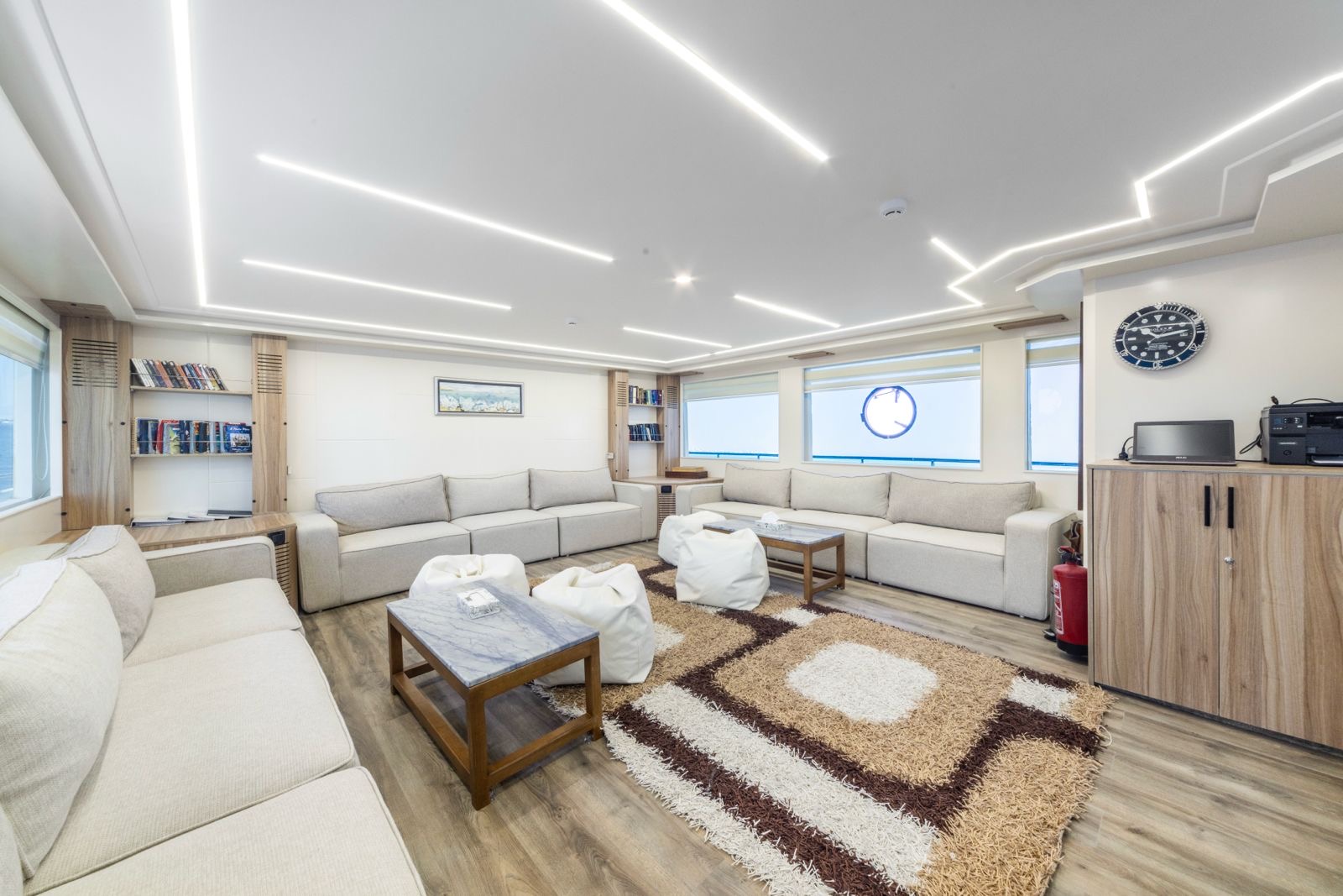 28674ba7 b56f 4761 a18a 3ceab73b1947